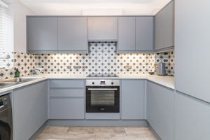 Kitchen- click for photo gallery